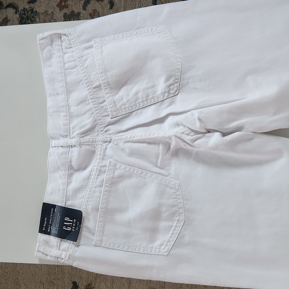 Worn once! GAP Mid Rise Best Girlfriend Jeans Size 30 - Picture 6 of 12